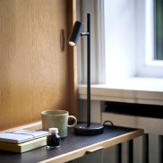 Nordlux Omari - tafellamp - 7,5 x 10 x 40 cm - 3 stappen dimmer - 3,2W LED incl. - zwart