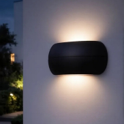 Nova Luce Prato - buiten wandverlichting - 18,4 x 11 x 3,6 cm - 10W LED incl. - IP65 - zandzwart