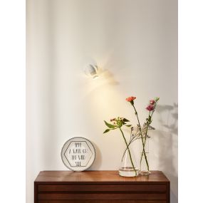 Lucide Caro 1 - opbouwspot - 9 x 13 x 9 cm - 5W LED incl. - wit 