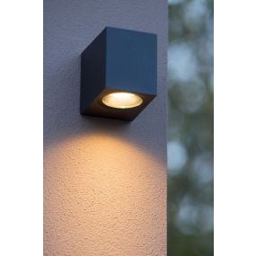 Lucide Zora - buiten wandlamp - 6,5 x 9 x 8 cm - 5W dimbare LED incl. - IP44 - zwart