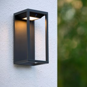Lucide Tenso Solar - buiten wandlamp met sensor op zonne-energie - 15 x 14 x 29 cm - 2,2W LED incl. - IP54 - antraciet