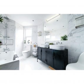 ONE Light Mirror LED Square - spiegellamp - 60 x 4 x 5,8 cm - 15W LED incl. - IP44 - chroom - witte lichtkleur