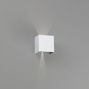 Faro Olan - wandverlichting - 14,5 x 14 x 10,5 cm - 6W LED incl. - IP65 - mat wit