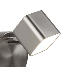 Searchlight Quad - wandspot met schakelaar - 9 x 11,5 cm - 4W dimbare LED incl. - satijn zilver