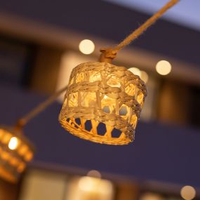 New Garden Alba - lichtslinger - 8 meter slinger waarvan 3 meter snoer - 10 LED-lampen incl. - IP44 - bruin