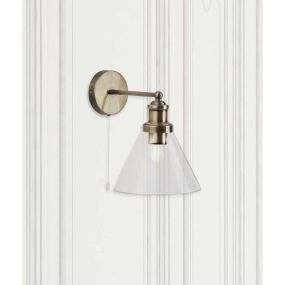Searchlight Pyramid - wandverlichting met trekschakelaar - 19 x 25 cm - antiek messing