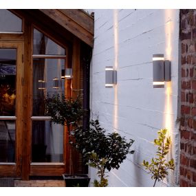 Lutec Focus - buiten wandverlichting met dag/nacht sensor - 10,9 x 11 x 23,5 cm - IP44 - grijs