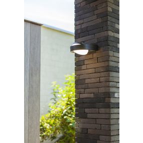 Lutec Fele - buiten wandverlichting - 5 x 16 x 20 cm - 13,5W LED incl. - IP54 - donkergrijs