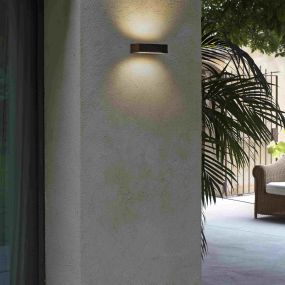 Faro Doro - wandverlichting - 22 x 7 x 4,8 cm - 13W LED incl. - IP65 - bruin