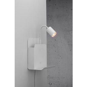 Nordlux Roomi - wandlamp met schakelaar en dubbele USB-poort - 16,5 x 24,8 x 28,2 cm - wit  