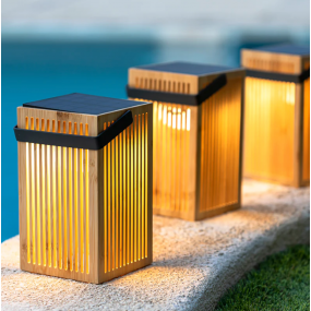 New Garden Okinawa Lantern - tafellamp met oplaadbare lichtbron via zonne-energie en afstandsbediening - 9W dimbare LED incl. - 14,5 x 14,5 x 24 cm - IP54 - bamboe