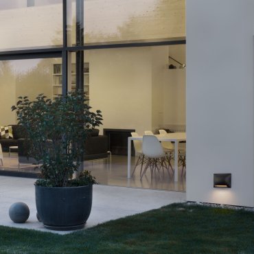 Nova Luce Sub - buiten wandverlichting - 13,5 x 8,5 x 3,5 cm - 5W LED incl. - IP65 - zandzwart