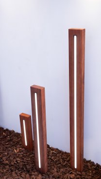 Lichtkoning Padoek Line M - tuinpaal - 4 x 8,8 x 70 cm + 30 cm voet - 5,8W dimbare LED incl.  - IP65 - padoek