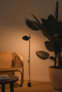 Faro Matilda - vloerlamp - 19,6 x 10 x 132 cm - zwart