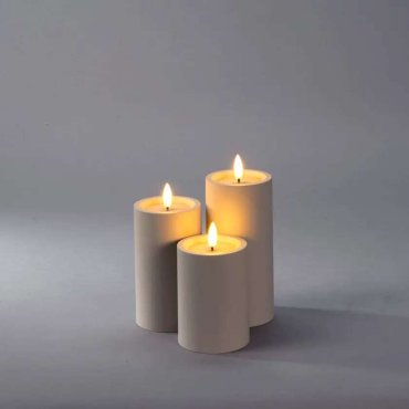 Konstsmide - LED blokkaars op batterijen met flakkervlam - Ø 7 x 12 cm - IP44 - beige