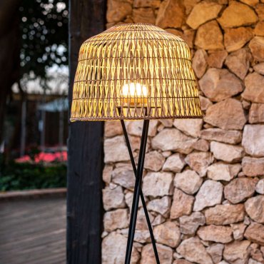 SHOWROOMMODEL - New Garden Amalfi - vloerlamp met oplaadbare lichtbron en afstandsbediening - 9W LED incl. - Ø 49 x 148 cm - IP54 - rotan
