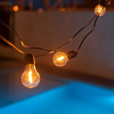 New Garden Garland Allegra - lichtslinger op zonne-energie - 8m slinger waarvan 3m snoer - 10 LED-lampen incl. - IP44 -  zwart