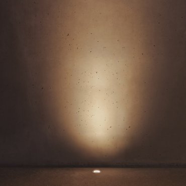 Faro Grund Wallwash - ronde grondspot voor buiten - Ø 80 mm, Ø 64 mm inbouw - 7W LED incl. - IP67 – zwart – warm witte lichtkleur (3000K)