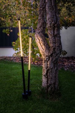 Faro Bambou - tuinpaal op piek - Ø7 x 106,8 cm - 8W LED incl. - IP65 - mat zwart