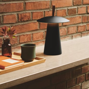 Nordlux Ara To-Go 2 - buiten tafellamp op batterijen - Ø 19,7 x 29,2 cm - 2W dimbare LED incl. - IP54 - zwart