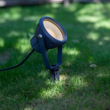 Lutec Mini Leto - Grondspot op spiek met stekker - slimme verlichting -  Lutec Connect - 11,8 x 13,4 x 33,2 cm - 8W LED incl. - IP65 - donkergrijs