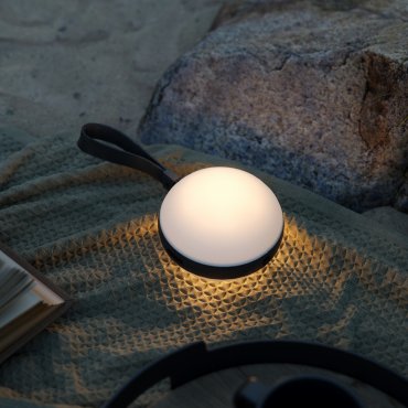 Nordlux Bring To-Go 12 - draagbare lamp met oplaadbare batterij - 12 x 26 x 9,3 cm - 1W LED incl. - IP54 - wit en zwart