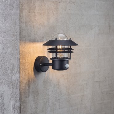 Nordlux Blokhus Sensor - buiten wandverlichting met bewegingsmelder - 22 x 23 cm - IP54 - zwart