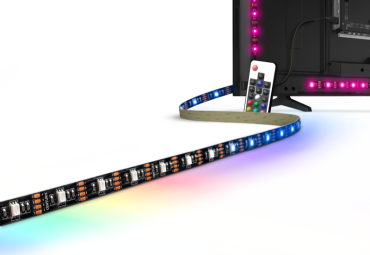 Century Italia Kit-Striscia - LED-strip met USB aansluiting voor tv's van 65" tot 75" - 1cm breed - 300cm lengte - 5V - dimbaar met afstandsbediening - 1,5W LED per meter - 30 LEDs per meter - IP20 - RGB