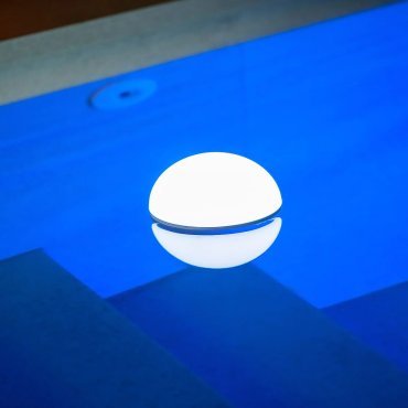 New Garden Coco - draagbare oplaadbare lichtbron met afstandsbediening - Ø 11 x 8 cm - 9W dimbare LED incl. - IP68 - wit
