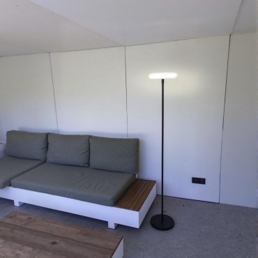 Lutec Pops - vloerlamp met zonnenpaneel - 30 x173,5 cm - IP54 - zwart
