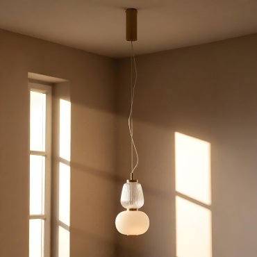 Nova Luce Movil - hanglamp - Ø 17 x 120 cm - 18W dimbare LED incl. - goud, helder en opaal