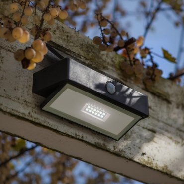 Lutec Arrow - buiten wandlamp met sensor op zonne-energie - 17 x 7 x 11 cm - 2,3W LED incl. - IP44 - donkergrijs