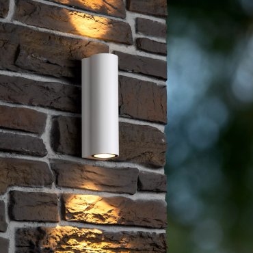 Lucide Akra - buiten wandverlichting - 5,5 x 6,5 x 20 cm - 2 x 6W LED incl. - IP54 - wit