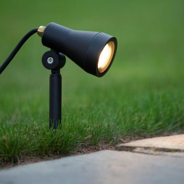 Lucide Spike - grondspot op piek met stekker - 6,5 x 10,8 x 42 cm - 5W LED incl. - IP54 - zwart