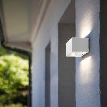 Lutec Gemini - buiten wandlamp - 14 x 9 x 6 cm - 10,5W LED incl. - IP54 - wit