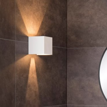 Lucide Axi - wandverlichting met 2 regelbare lichtbundels - 10 x 10 x 10 cm - 6W LED incl. - wit