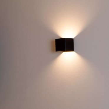 Lucide Vertigo - oplaadbare wandlamp met sensor - 10 x 10 x 10 cm - 6W dimbare LED incl. - IP54 - zwart