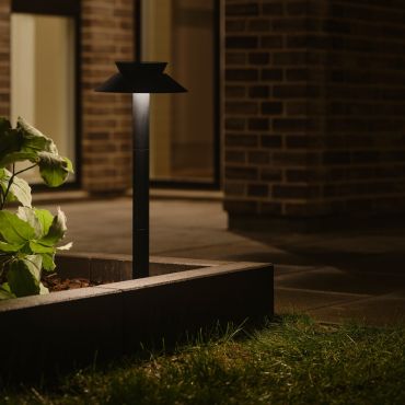 Nordlux Justina - tuinpaal op zonne-energie met bewegingsmelder op piek - Ø 23 x 60 cm - 5W LED incl. - IP44 - zwart